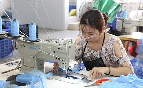 Mesh Pocket Stitching
