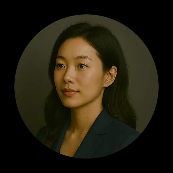 Sara, Marketing Director